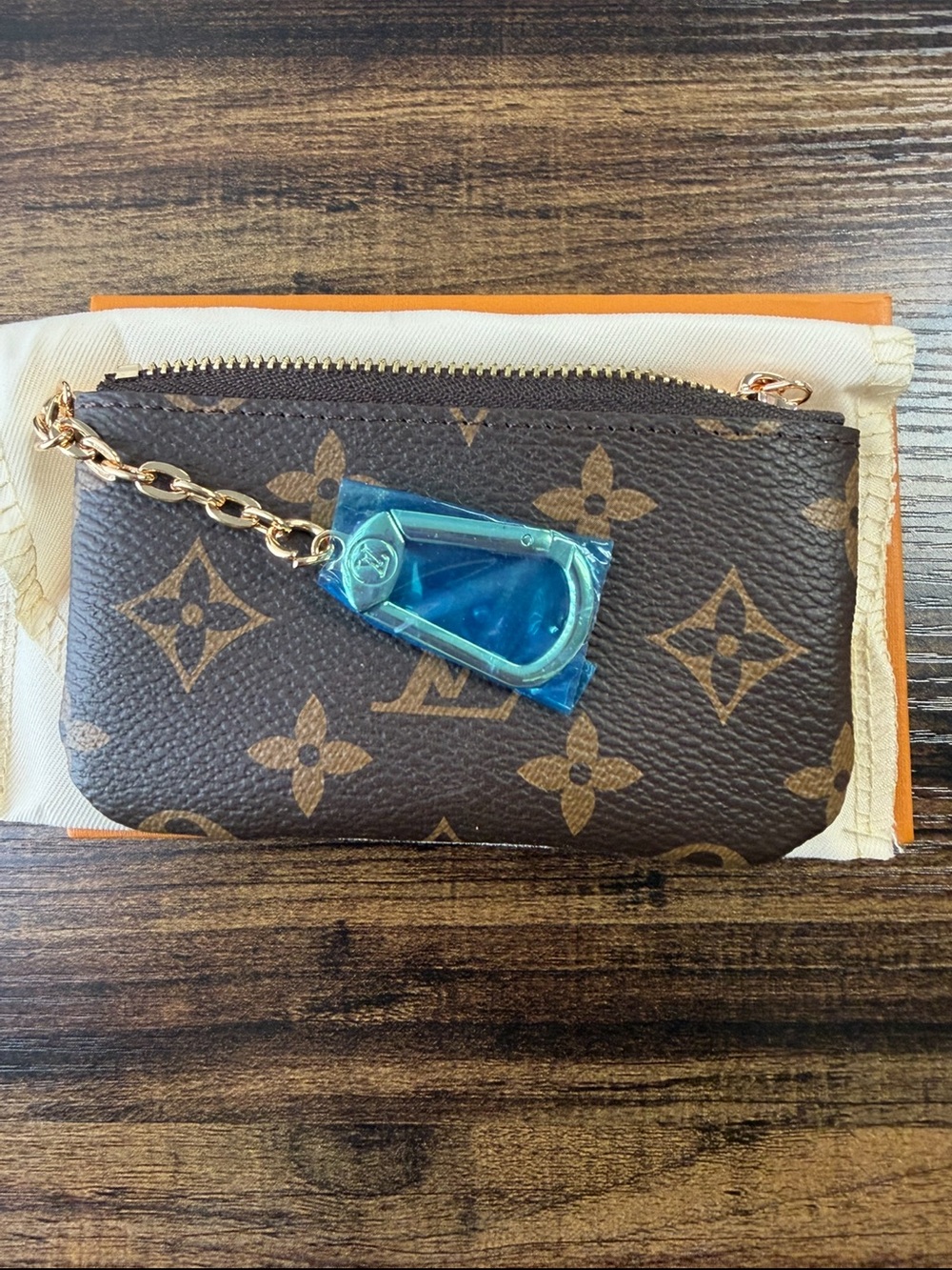*White Damier Card with Gold-Tone Hardware & Monogram also available*